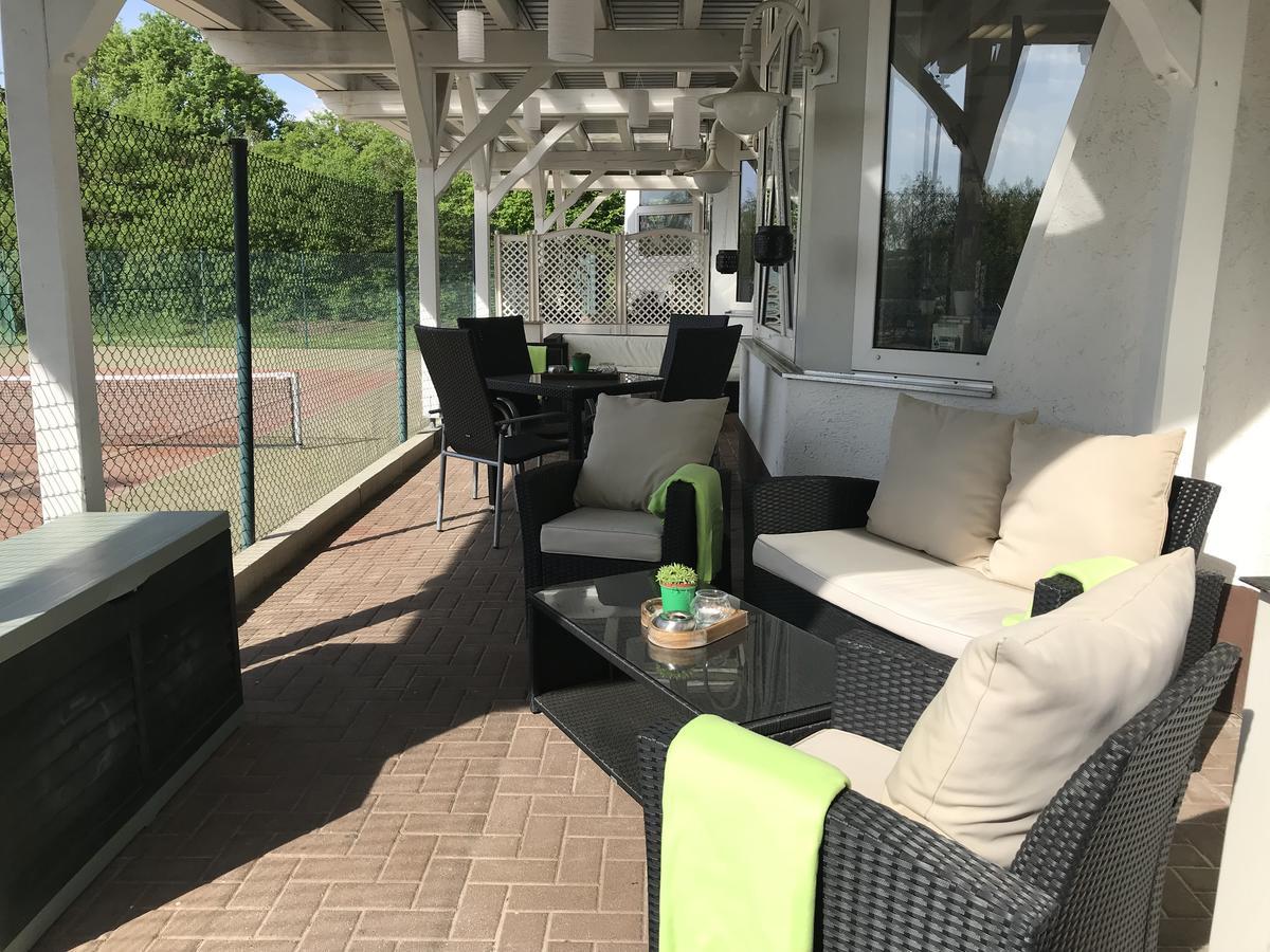 Sport Und Tagungshotel 켄진겐 외부 사진