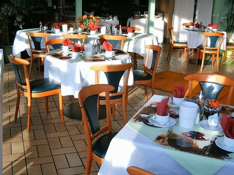 Sport Und Tagungshotel 켄진겐 외부 사진